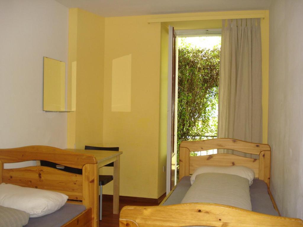 Hostel Lion Lodge Luzern Kamer foto